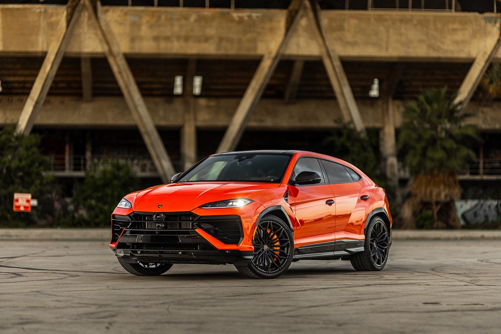 Urus SE (Orange)